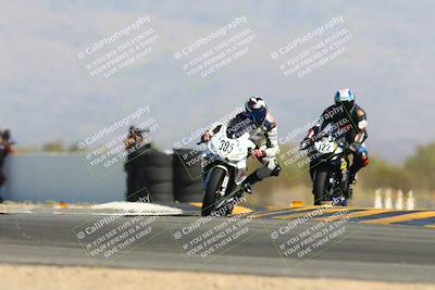 media/Oct-20-2024-CVMA (Sun) [[d4a3dff211]]/Race 9-Formulw LW Twins SHOOTOUT/